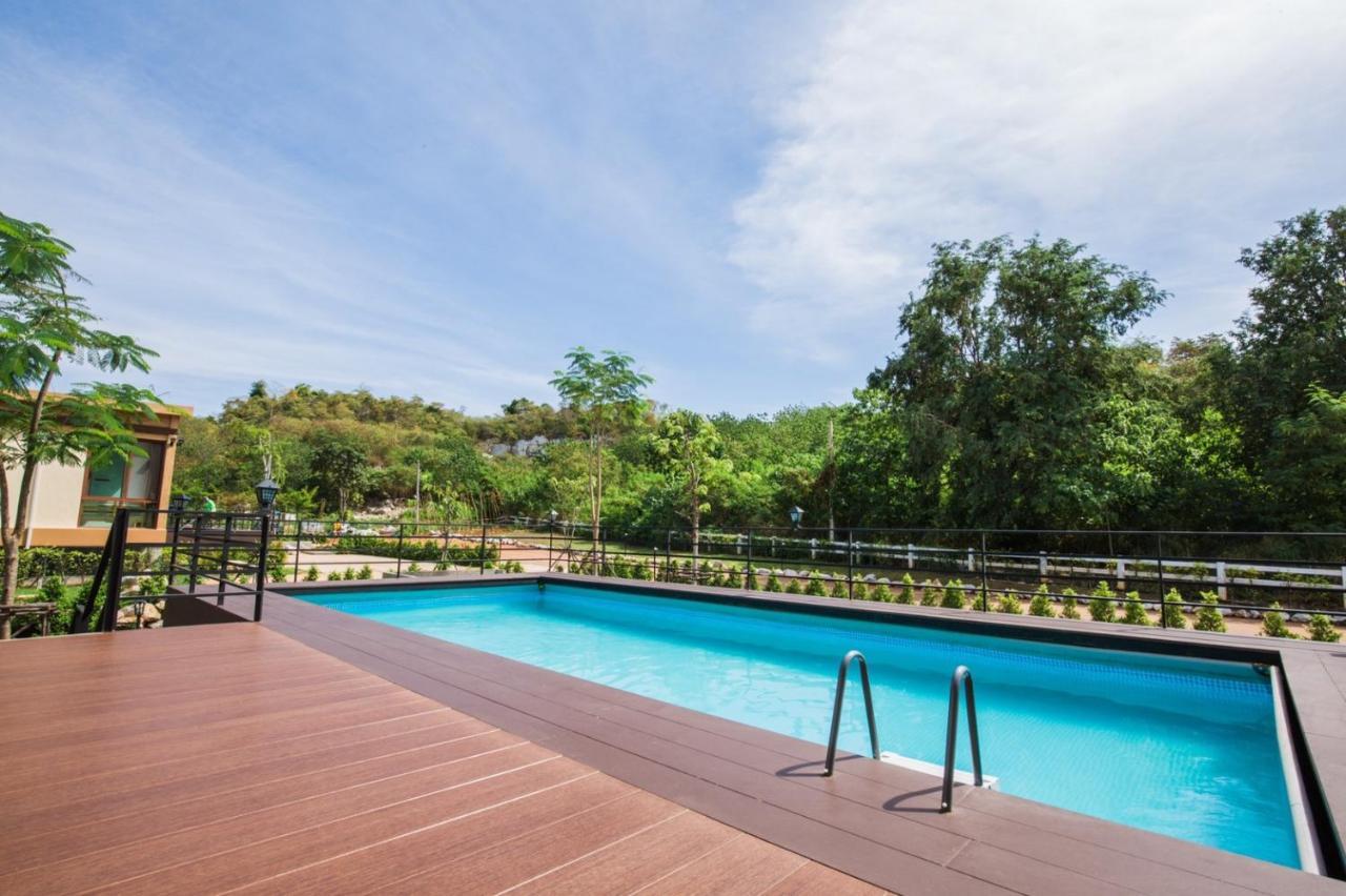 The X10 Private Pool Villa & Resort Khao Yai Mu Si Exteriér fotografie